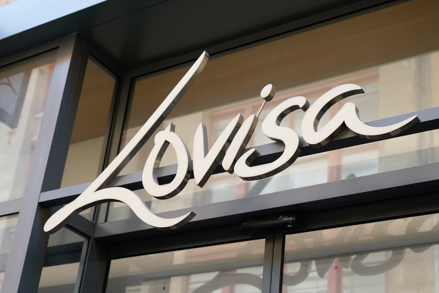 Staking en internationale actie bij Lovisa op 1 juli